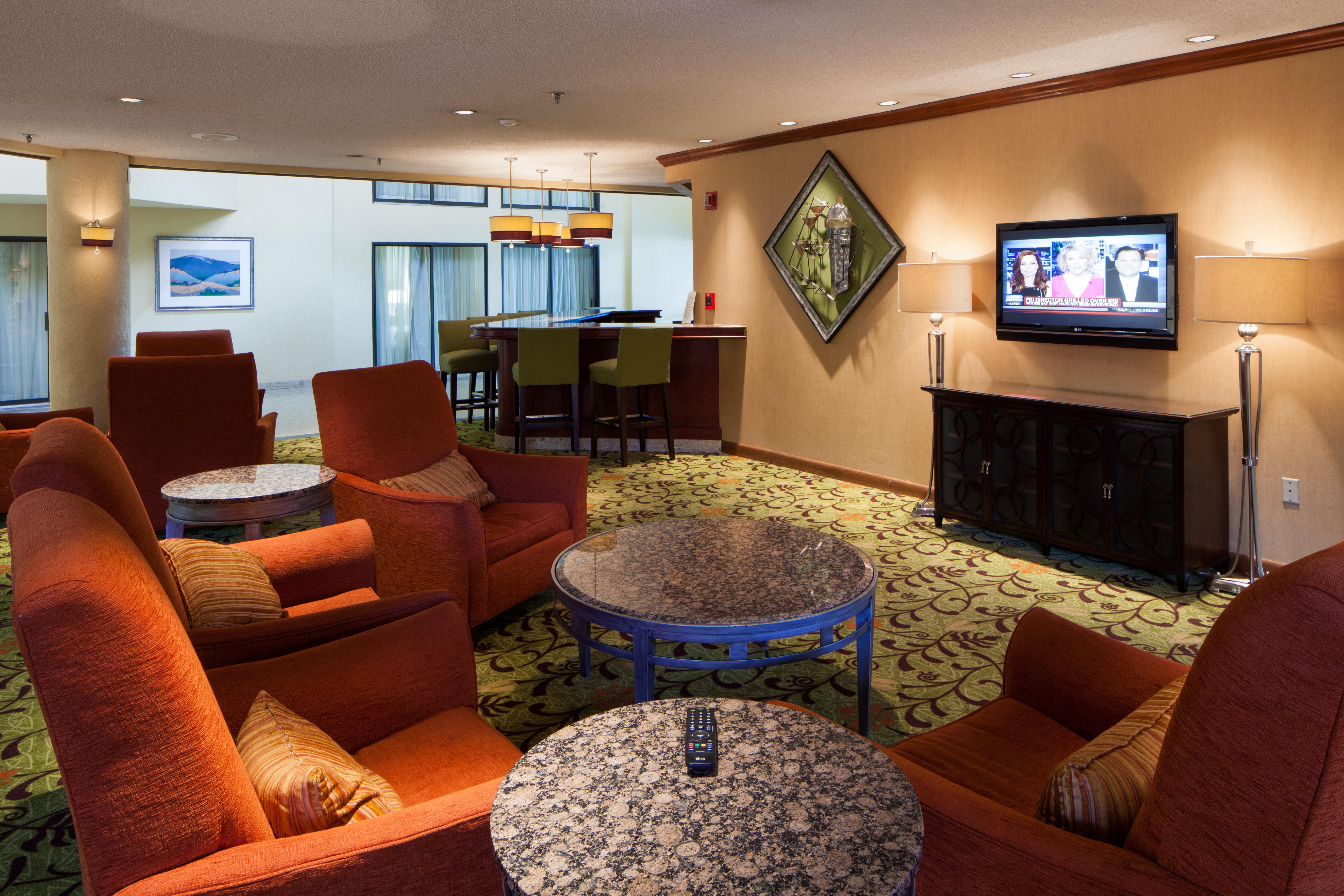 Crowne Plaza Hotel Hickory By Ihg Esterno foto
