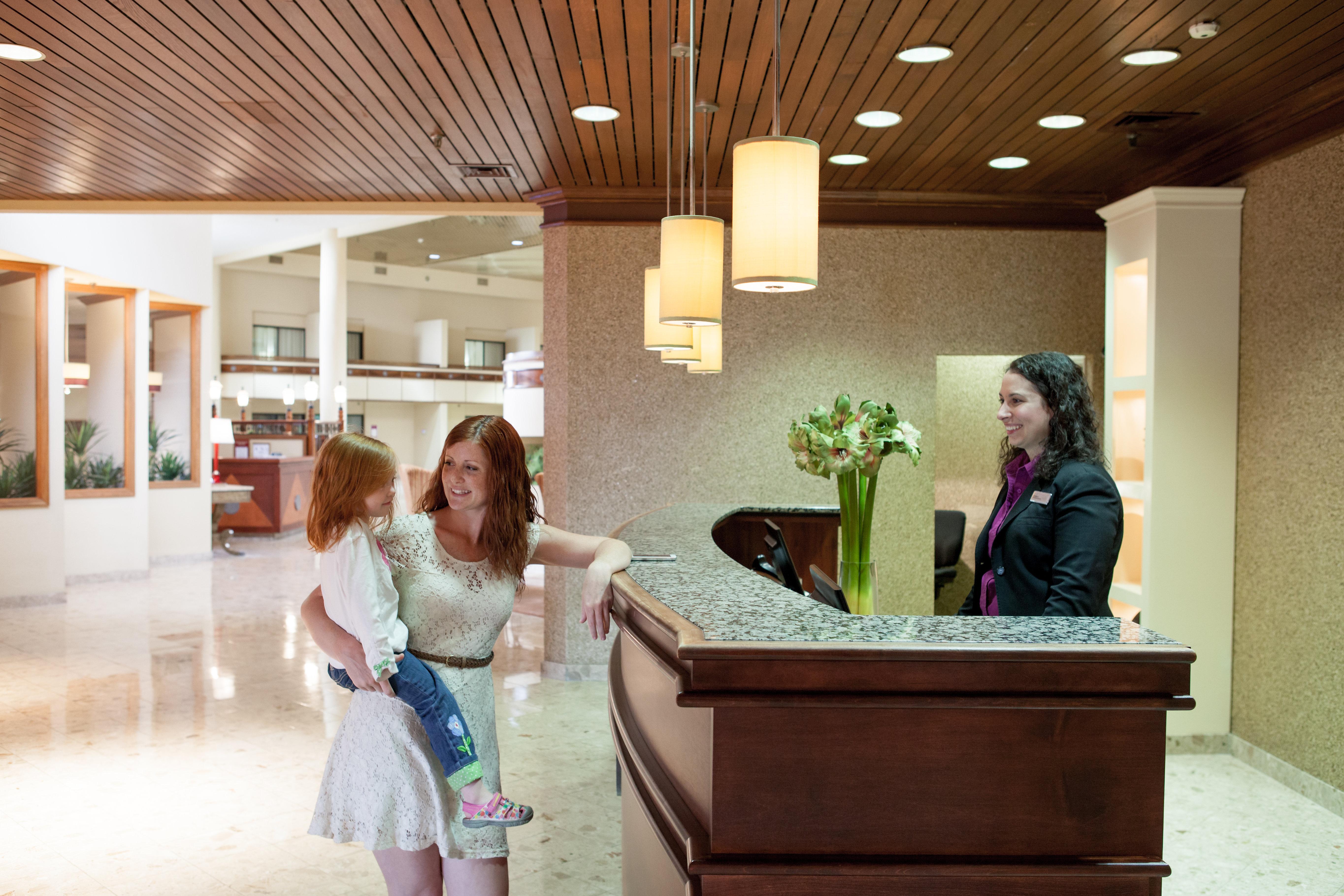 Crowne Plaza Hotel Hickory By Ihg Esterno foto