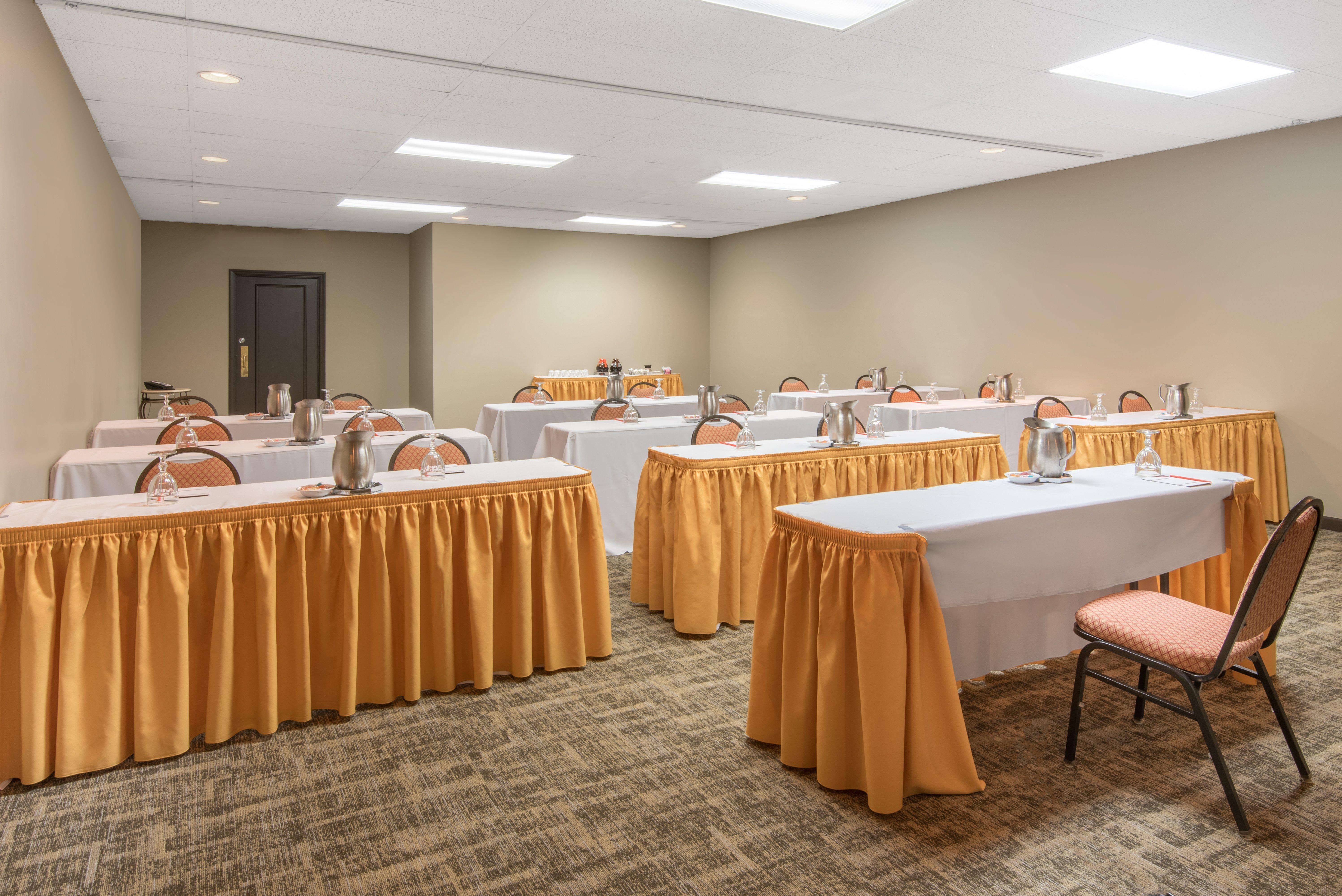 Crowne Plaza Hotel Hickory By Ihg Esterno foto