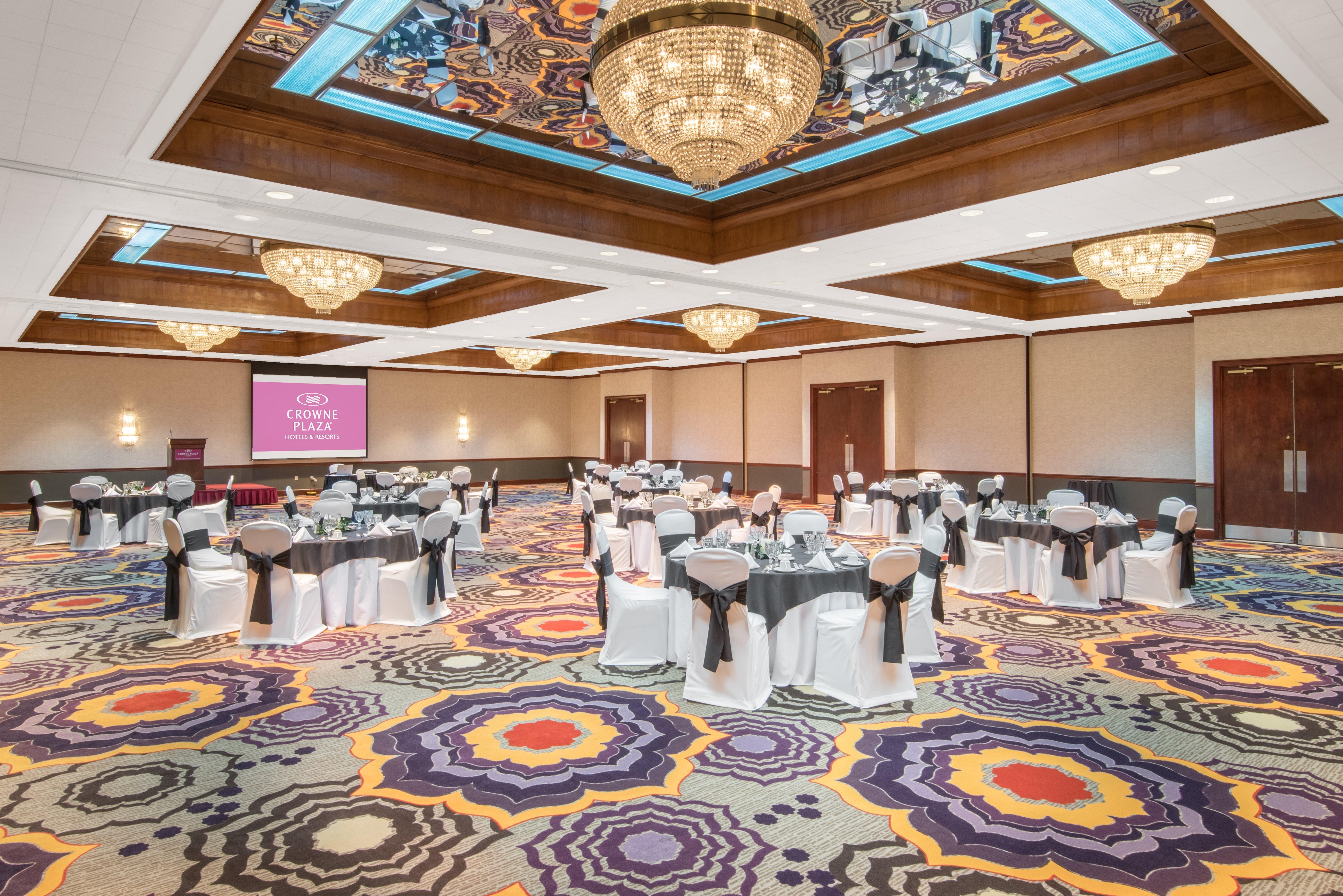 Crowne Plaza Hotel Hickory By Ihg Esterno foto