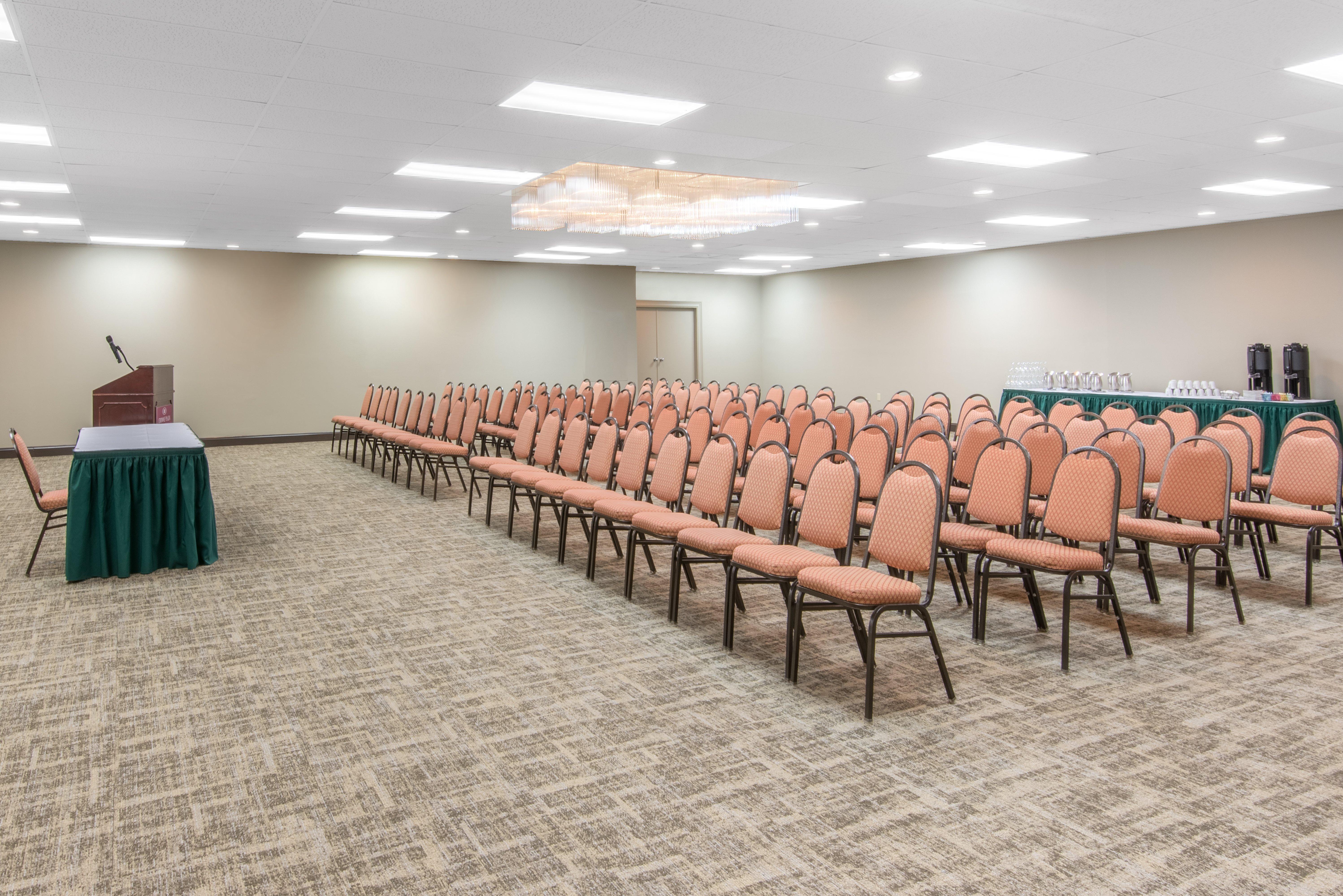 Crowne Plaza Hotel Hickory By Ihg Esterno foto