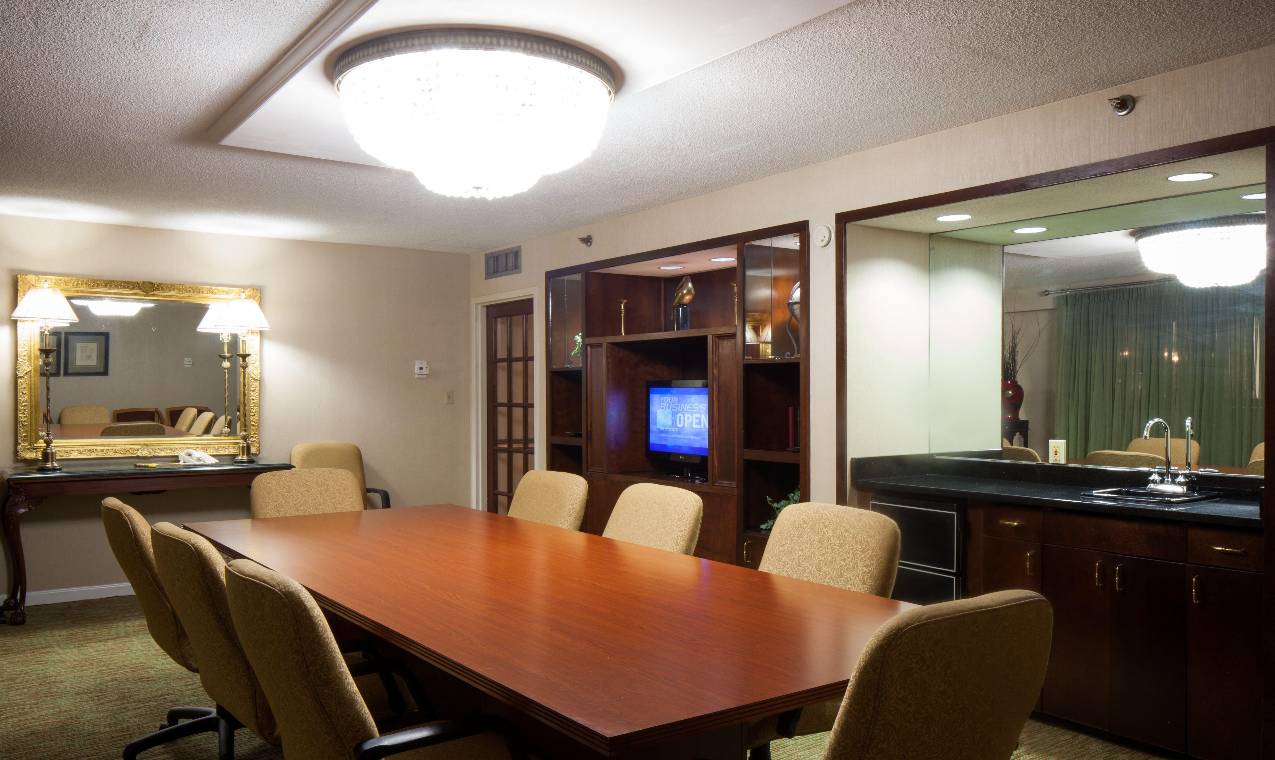 Crowne Plaza Hotel Hickory By Ihg Esterno foto