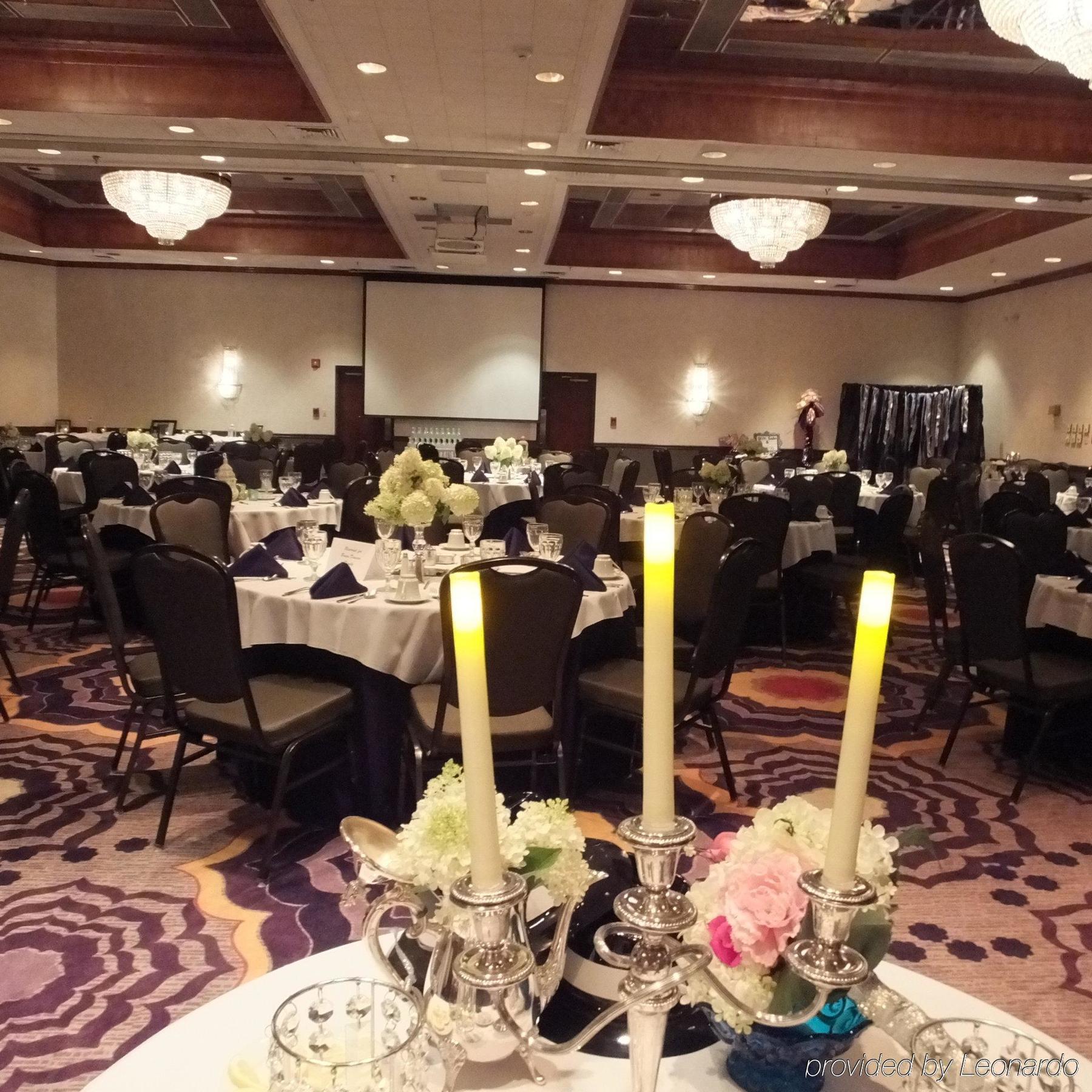 Crowne Plaza Hotel Hickory By Ihg Esterno foto