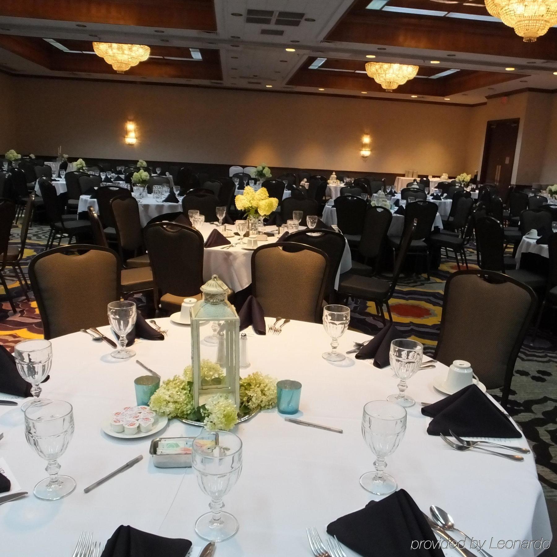 Crowne Plaza Hotel Hickory By Ihg Esterno foto