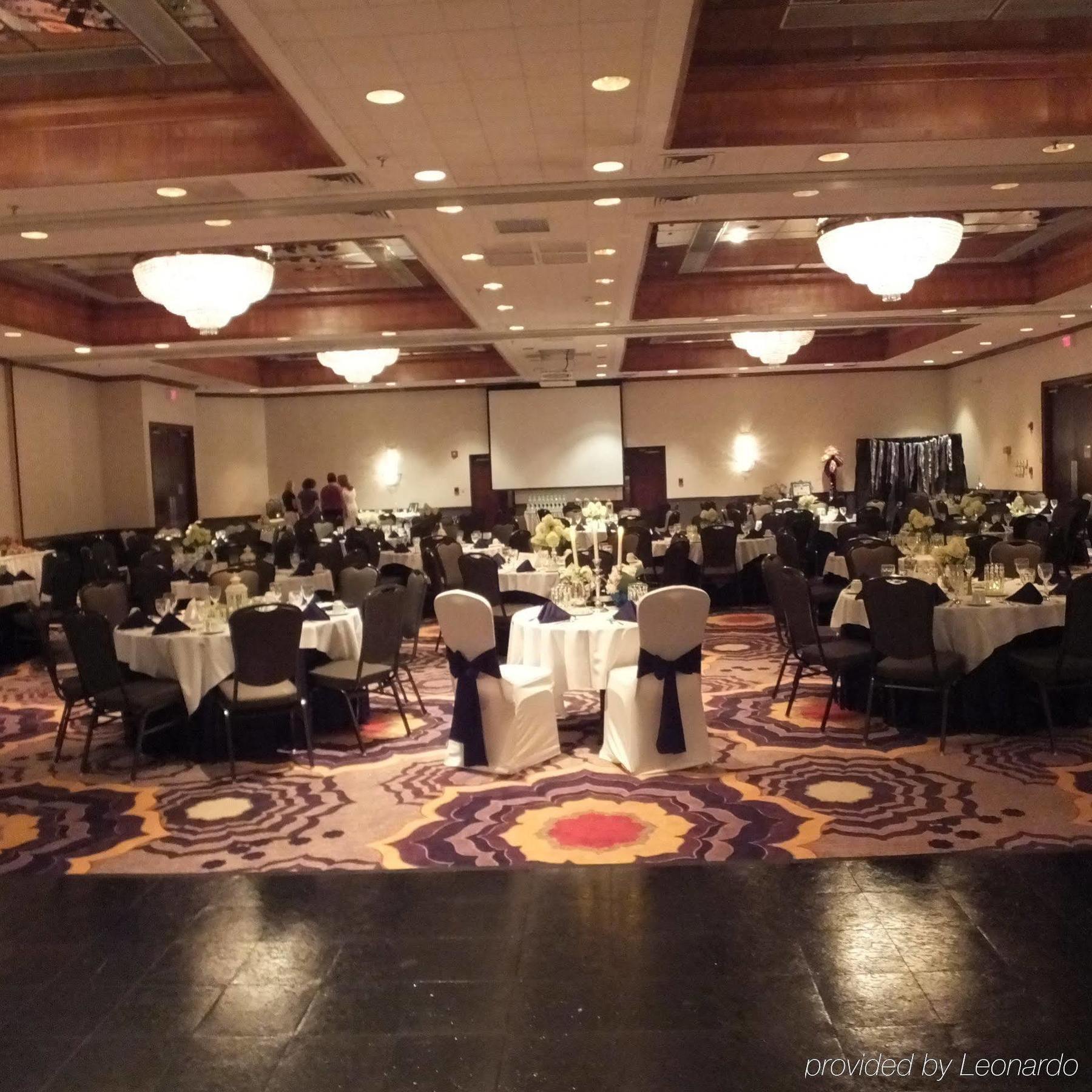 Crowne Plaza Hotel Hickory By Ihg Esterno foto